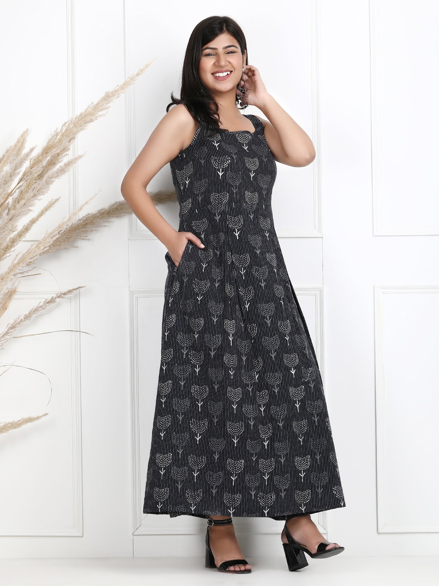 Black dresses in pure cotton for women