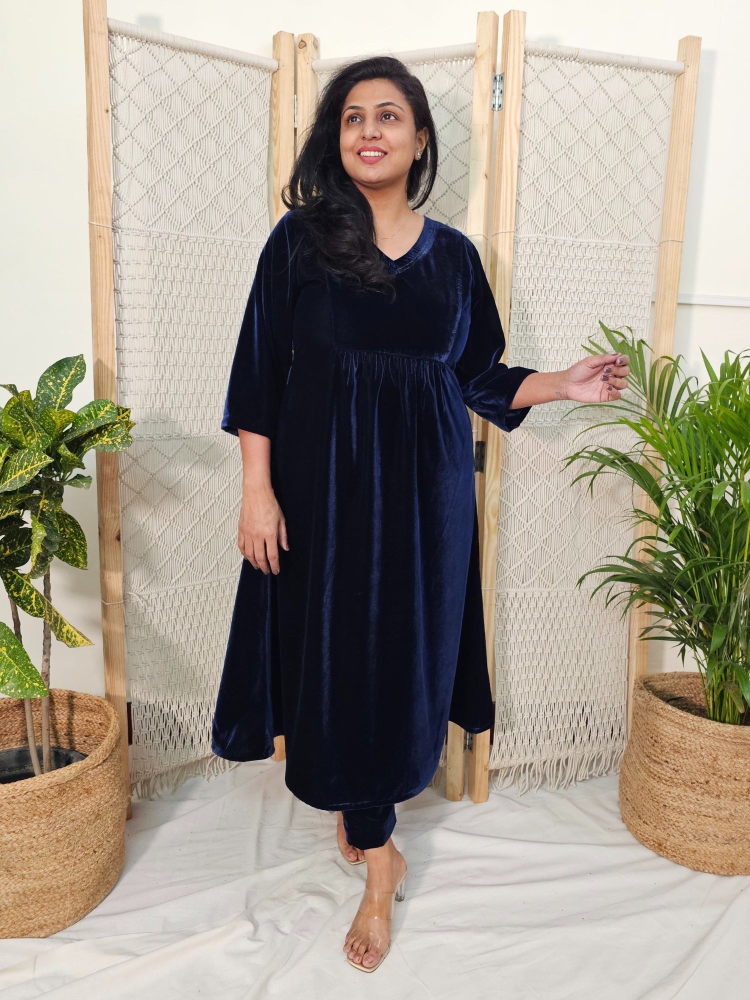 blue velvet kurti with pants 