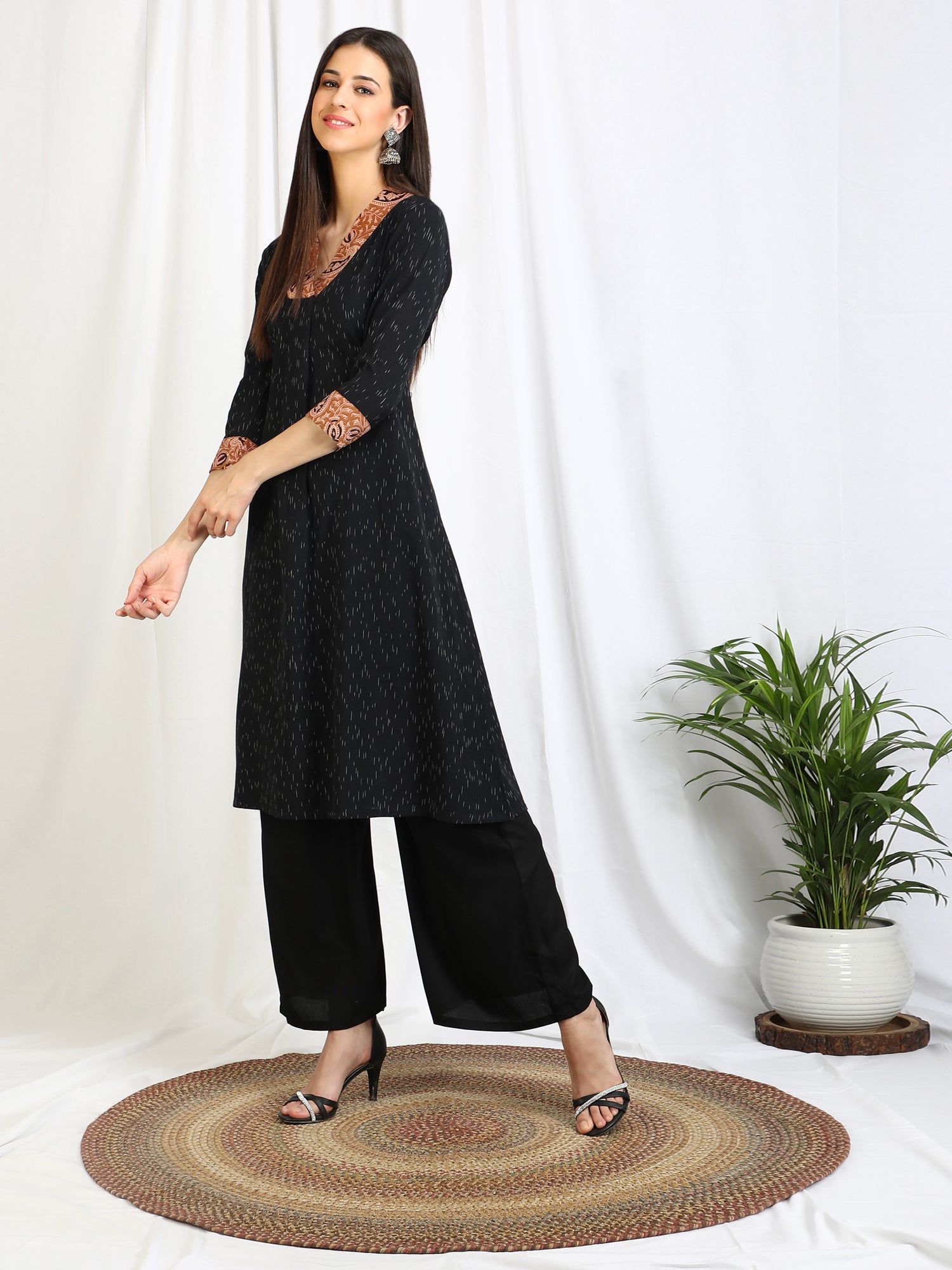 Black hotsell kurti dress