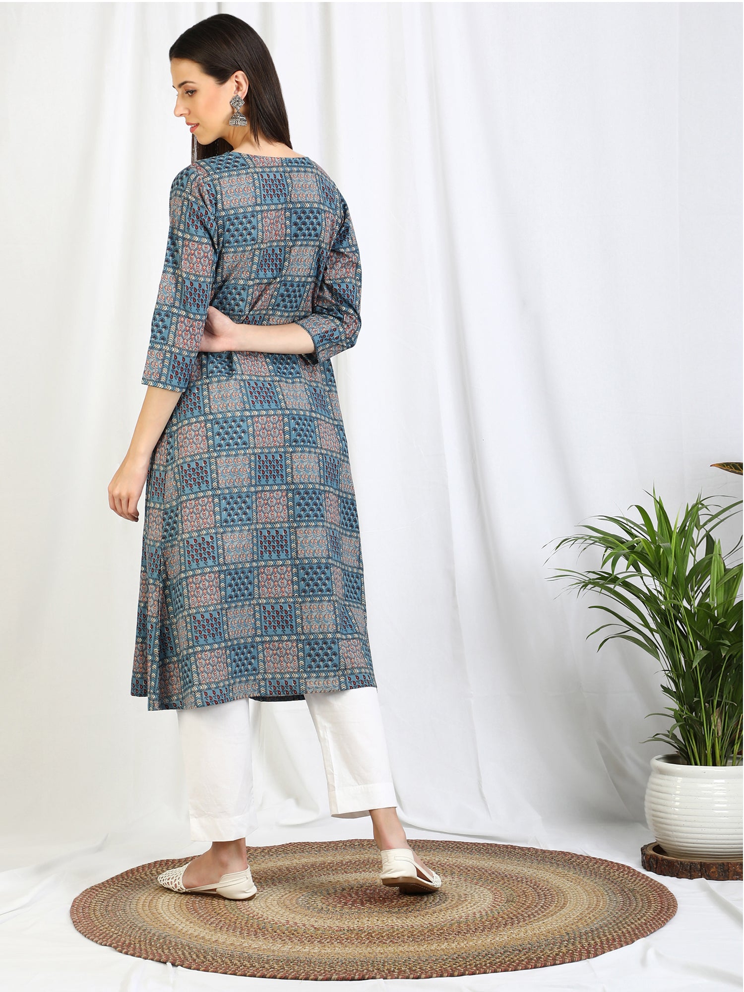 Checkered cotton outlet kurtis