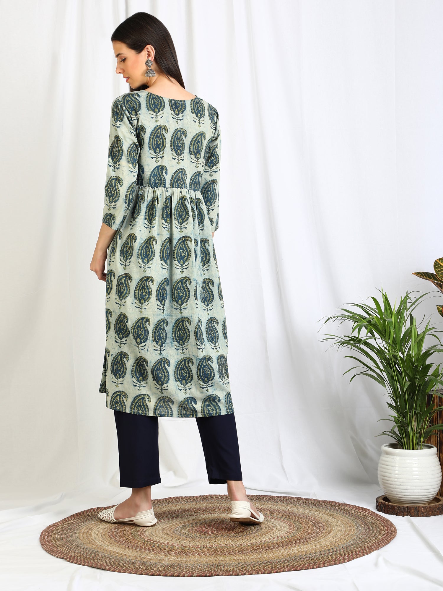 Paisley print green cotton kurti online