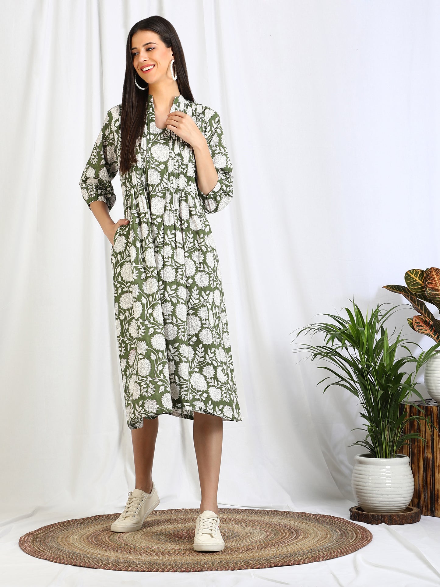 green calf length dress for women