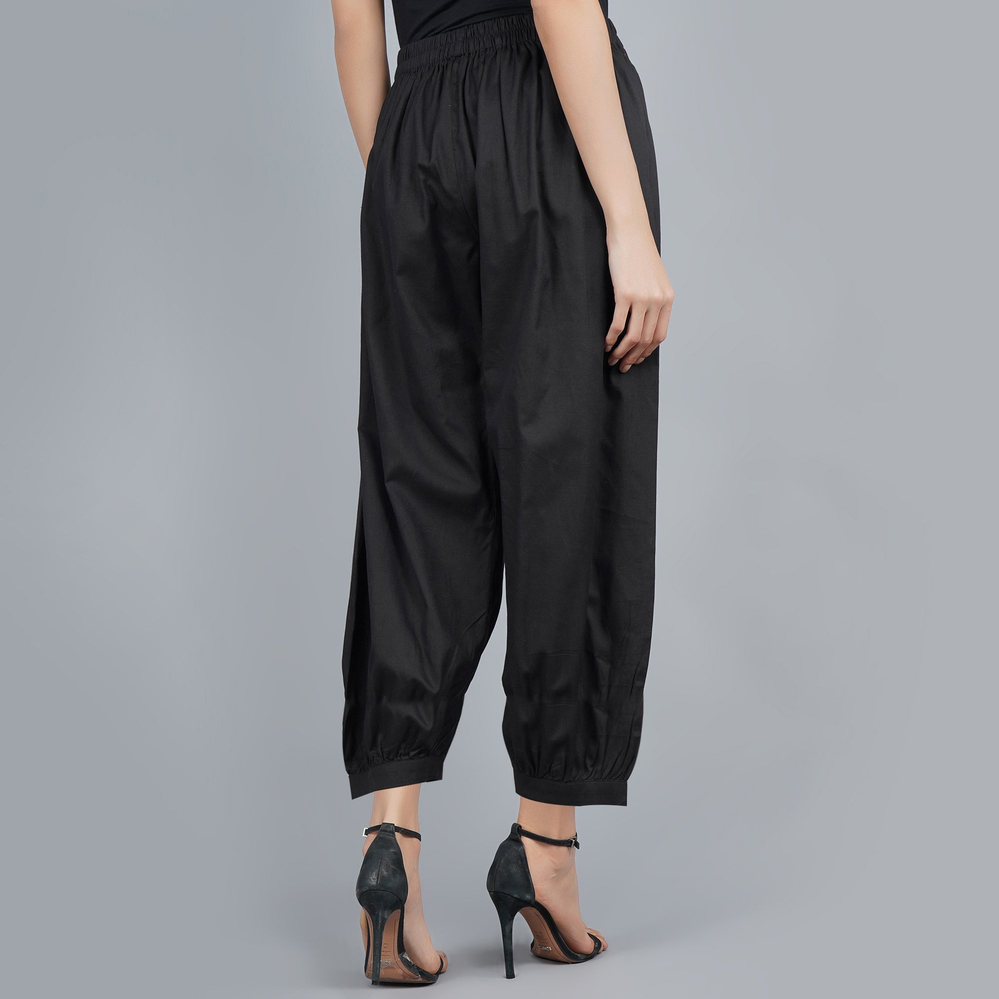 Printed Ladies Black Harem Pant, Waist Size: XL at Rs 130/piece in  Ahmedabad | ID: 26503640773