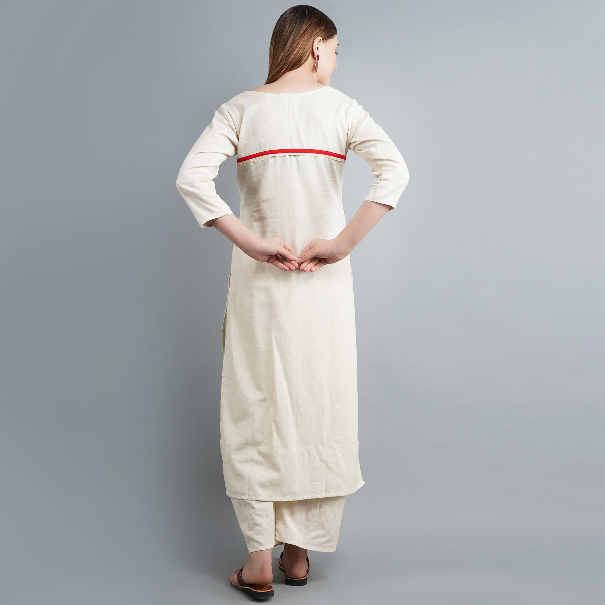 Samma Chikankari Long Kurti In Cotton for Women- Green - House Of Kari  (Chikankari Clothing)